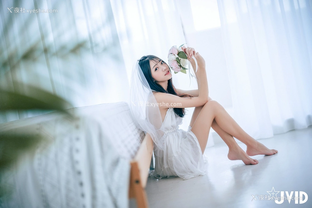 1P - 妍妍《纯白の花嫁》