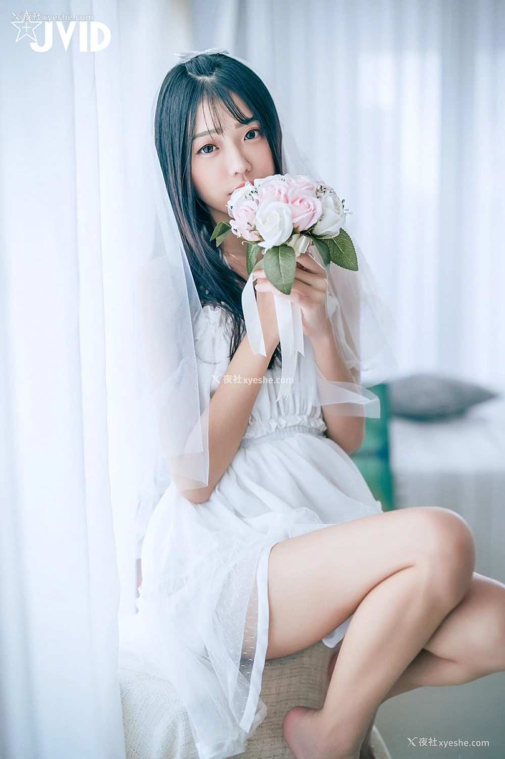 1P - 妍妍《纯白の花嫁》