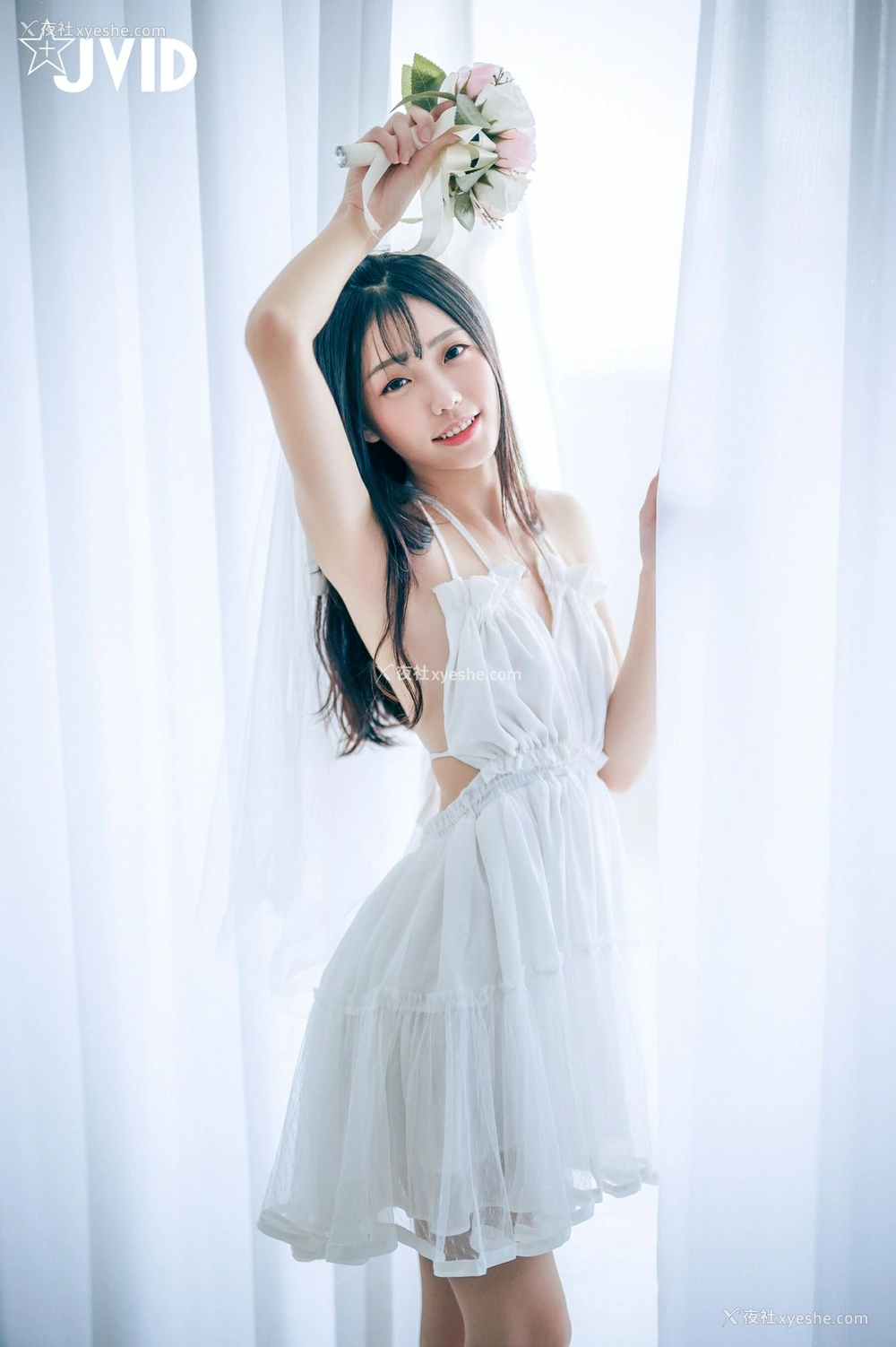 1P - 妍妍《纯白の花嫁》