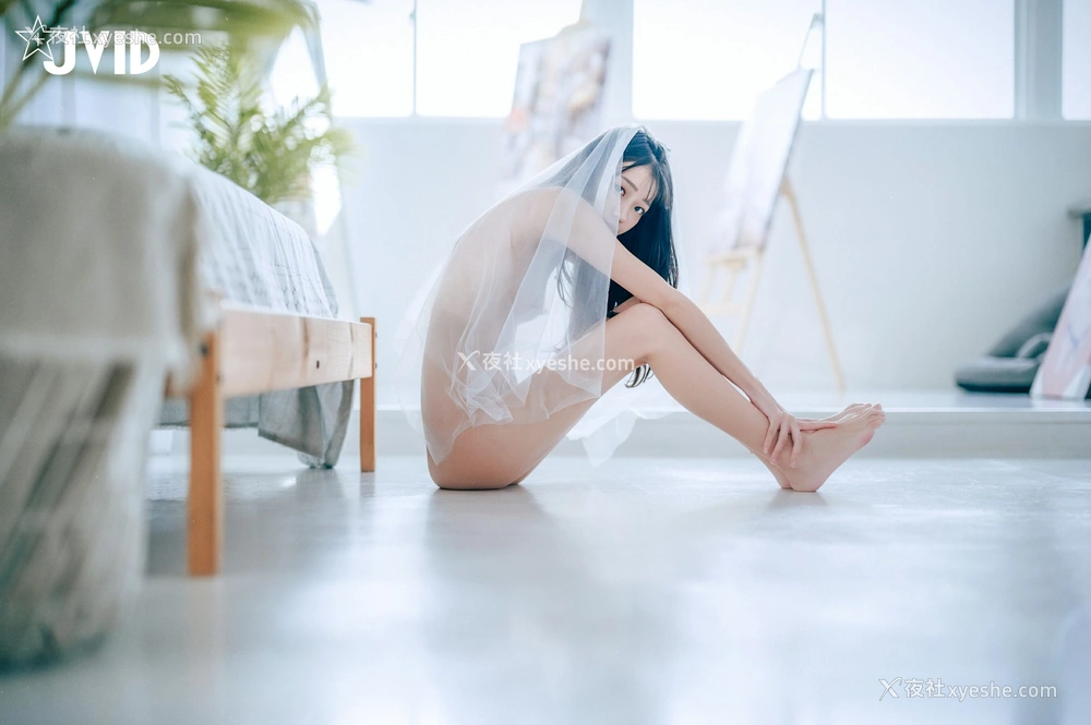 1P - 妍妍《纯白の花嫁》