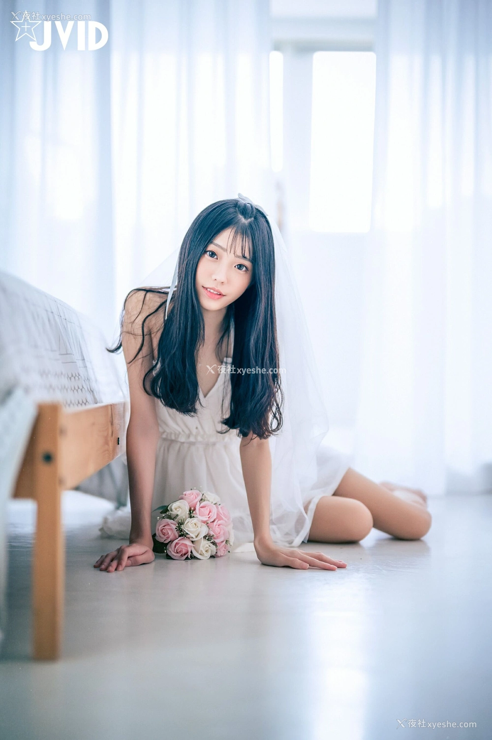 1P - 妍妍《纯白の花嫁》