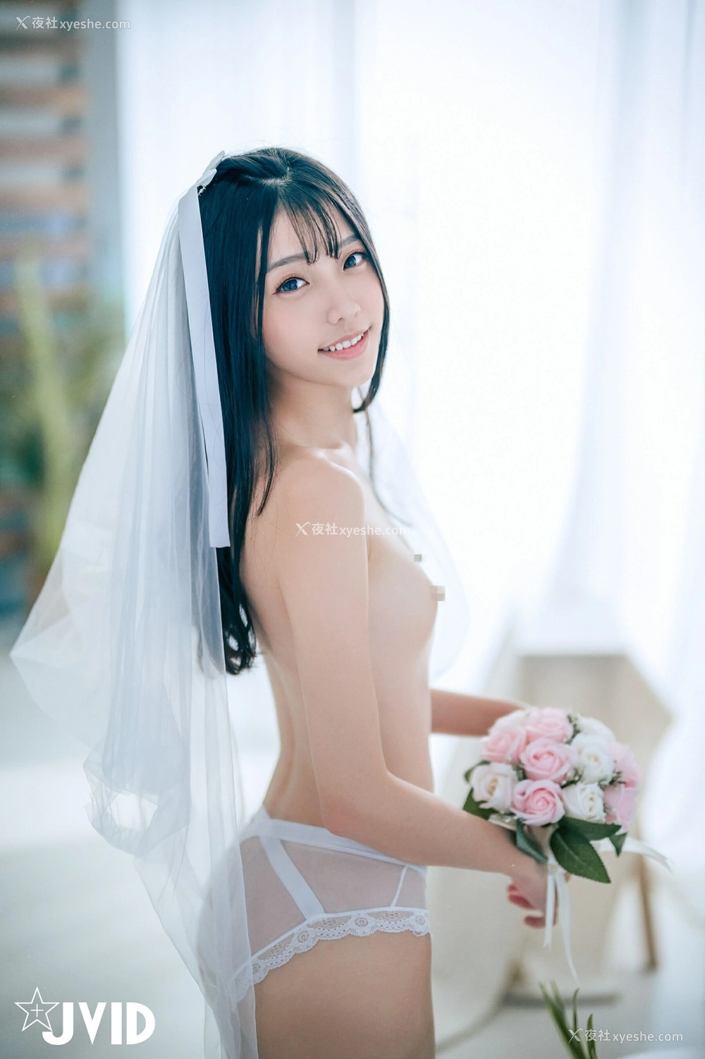 1P - 妍妍《纯白の花嫁》