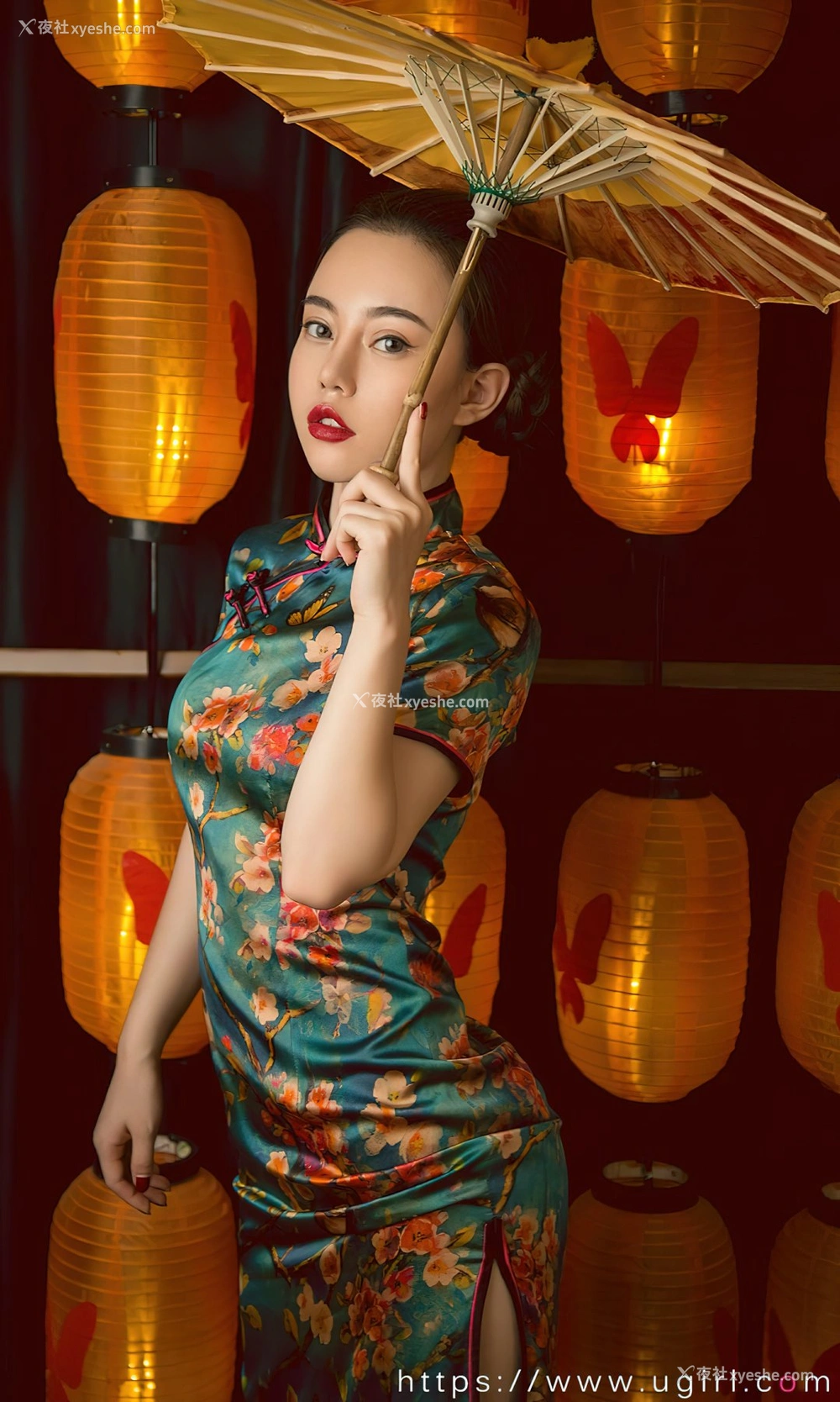 1P - [Ugirls尤果网]爱尤物专辑 No.2408 刘邦妮 孟十朵 赏心月慕