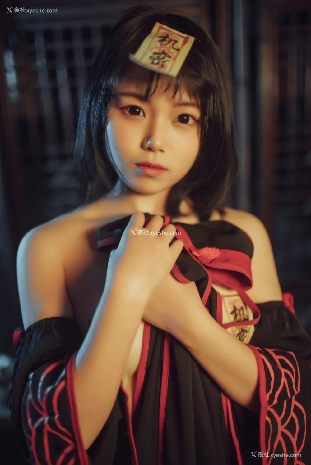 1P - 七月喵子 – 小僵尸