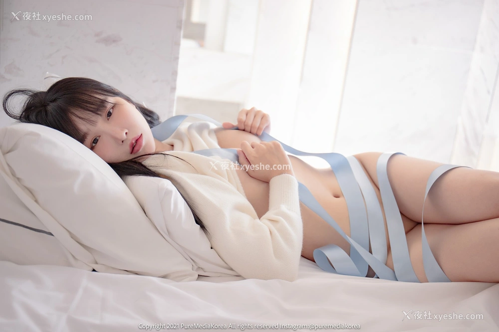 1P - [PURE MEDIA] VOL.109 Lee Snow