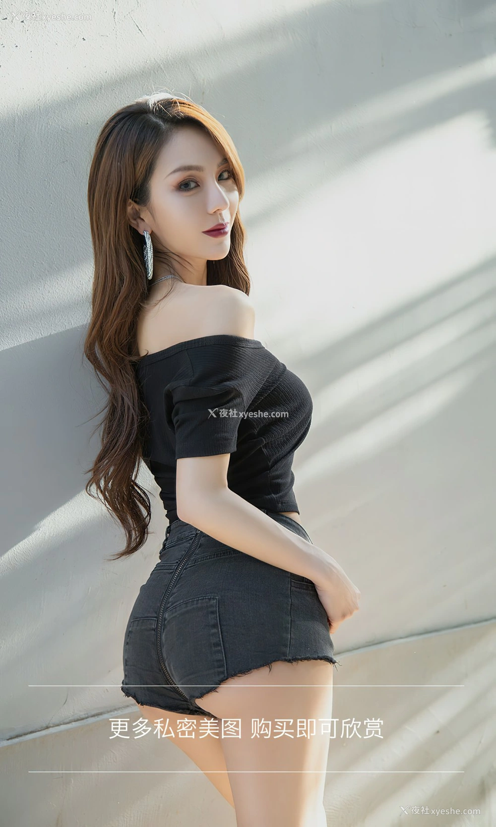 1P - [Ugirls尤果网]爱尤物专辑 No.2393 Juicy xiaoxiao 不期而遇