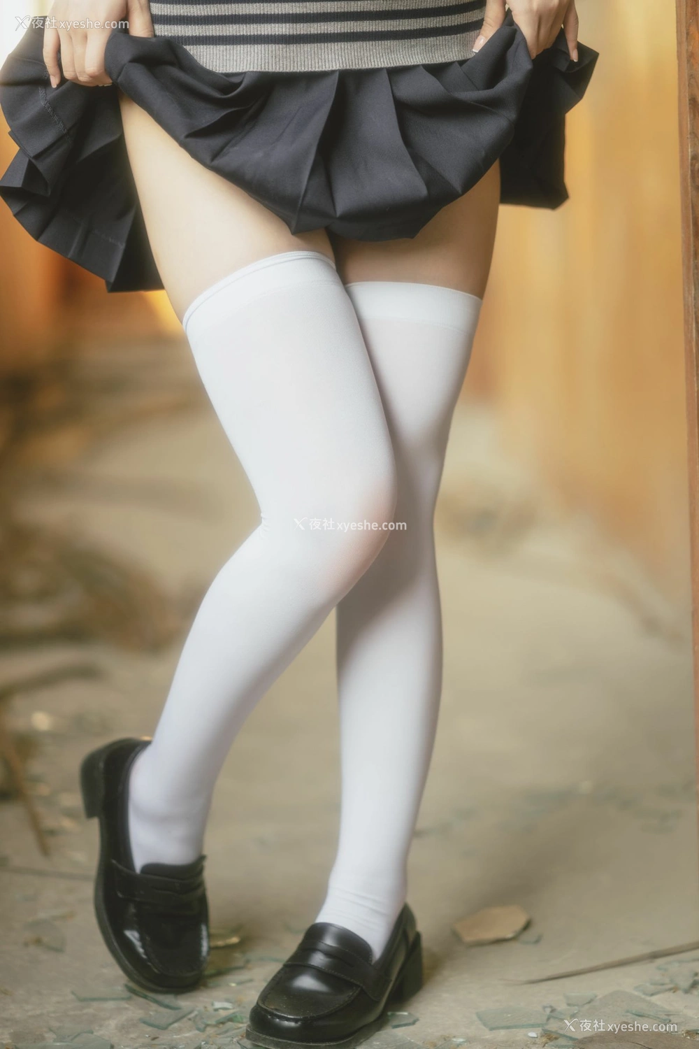 1P - 桜井宁宁 – 废墟JK