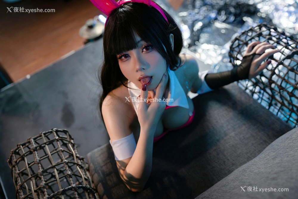 1P - 末夜787 – 机器人女友