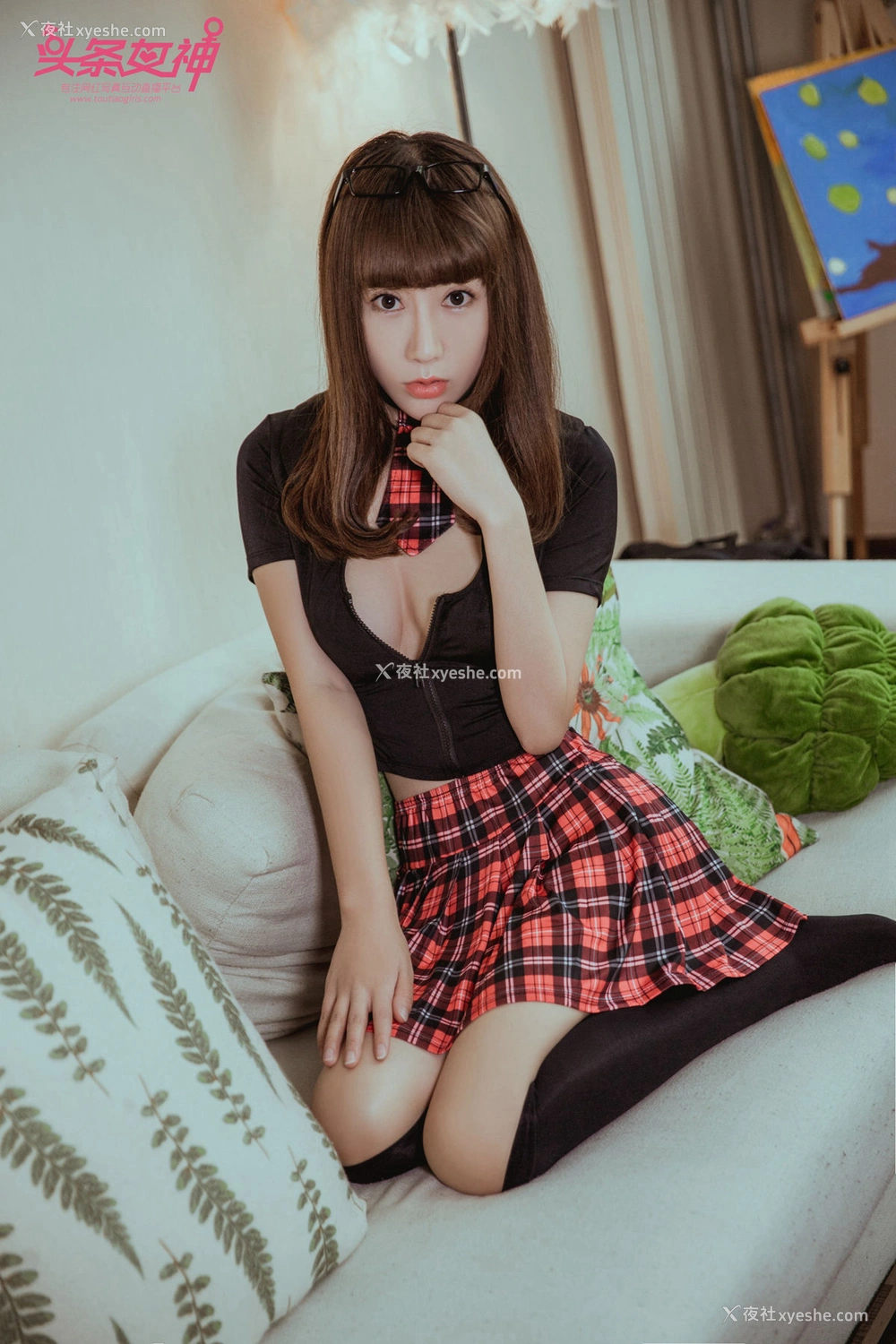 1P - [TouTiao头条女神] 笑笑 兼职学妹