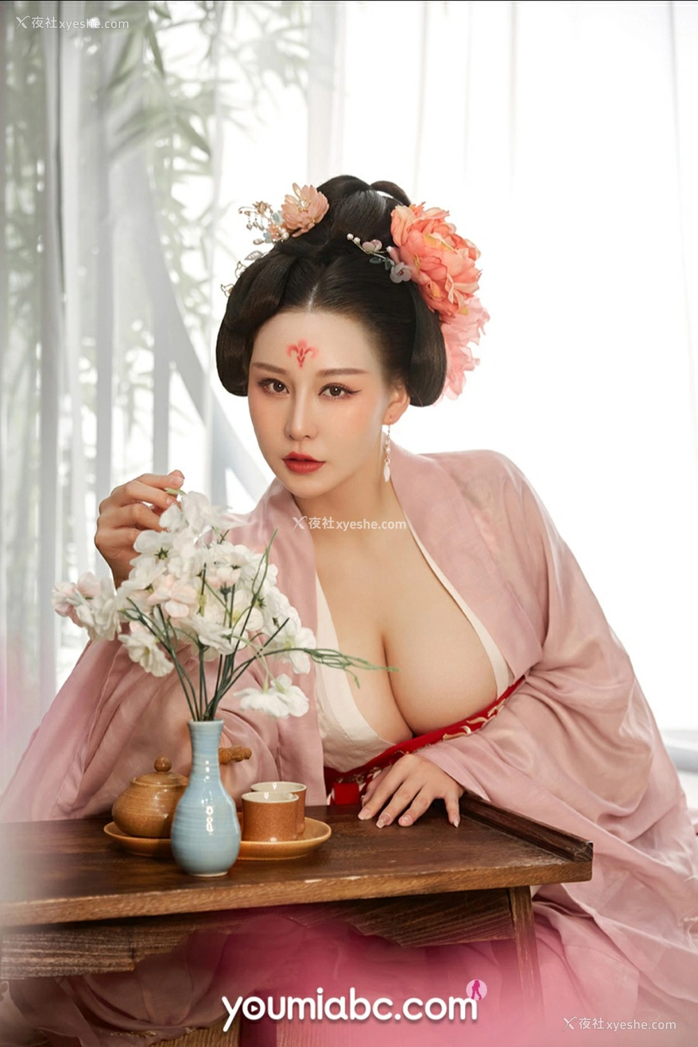 1P - [YouMi尤蜜] 费若拉 宫廷仕女图