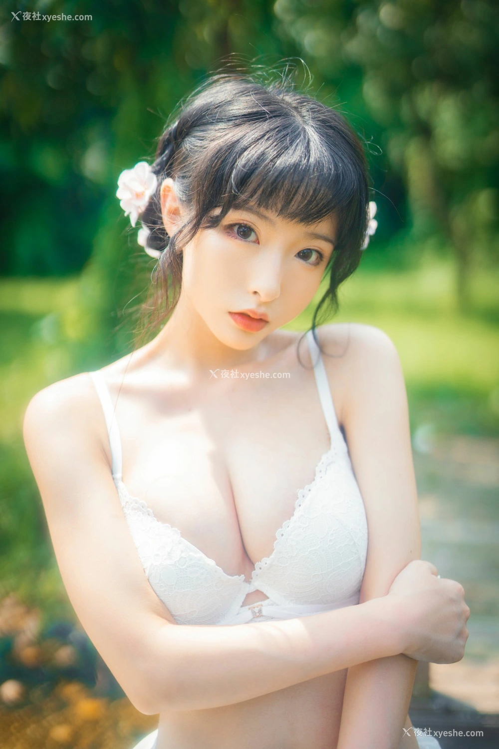 1P - 清水由乃 – 蕾丝花园