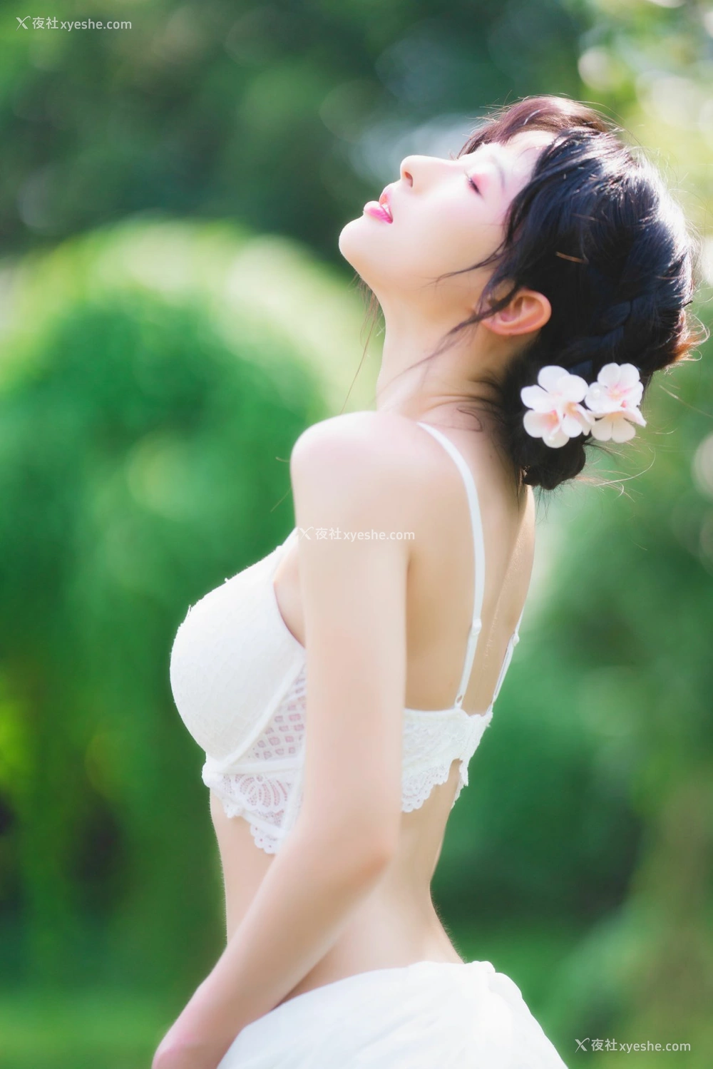 1P - 清水由乃 – 蕾丝花园