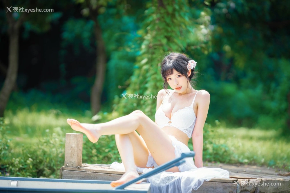 1P - 清水由乃 – 蕾丝花园