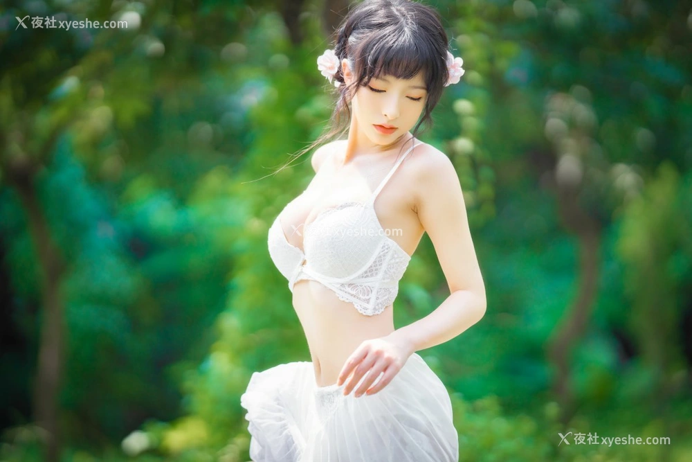 1P - 清水由乃 – 蕾丝花园