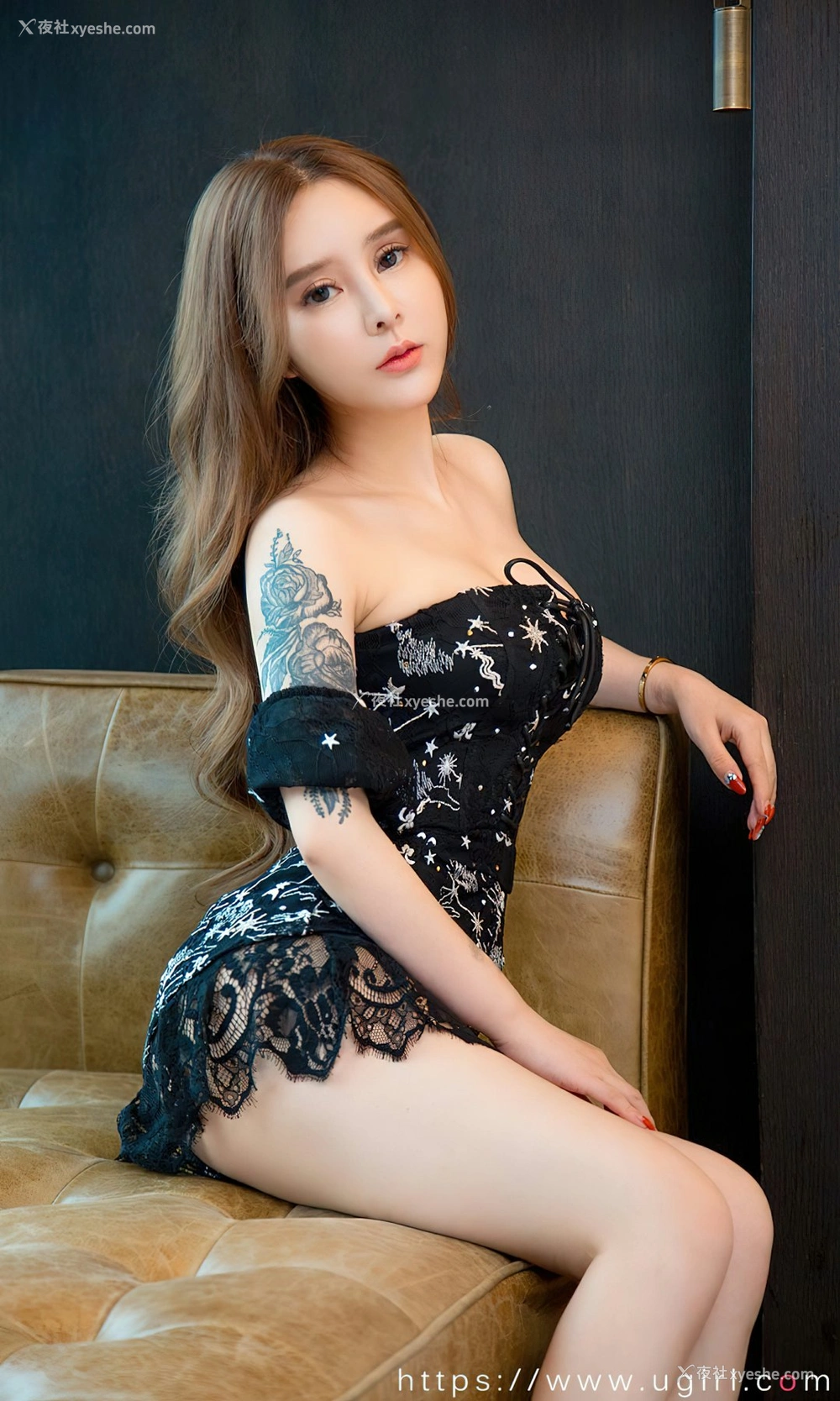 1P - [Ugirls尤果网]爱尤物专辑 No.2344 爱丽莎 裙下之臣