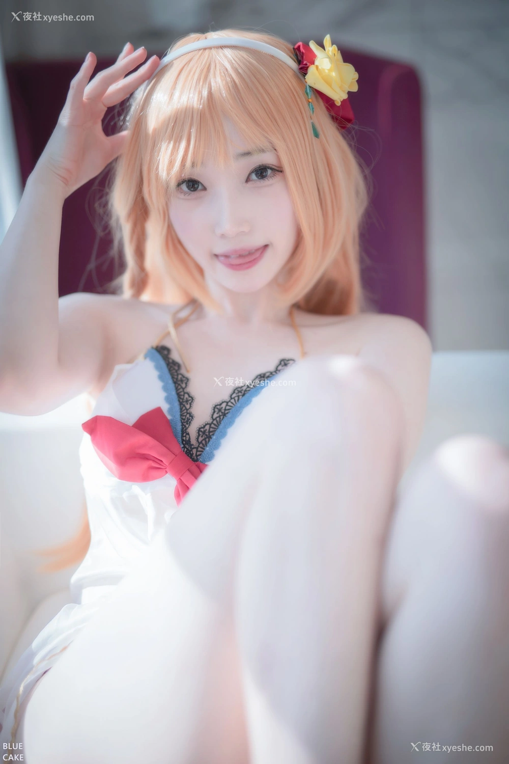 1P - [BLUECAKE] Bambi – Dive Into You RED.Ver