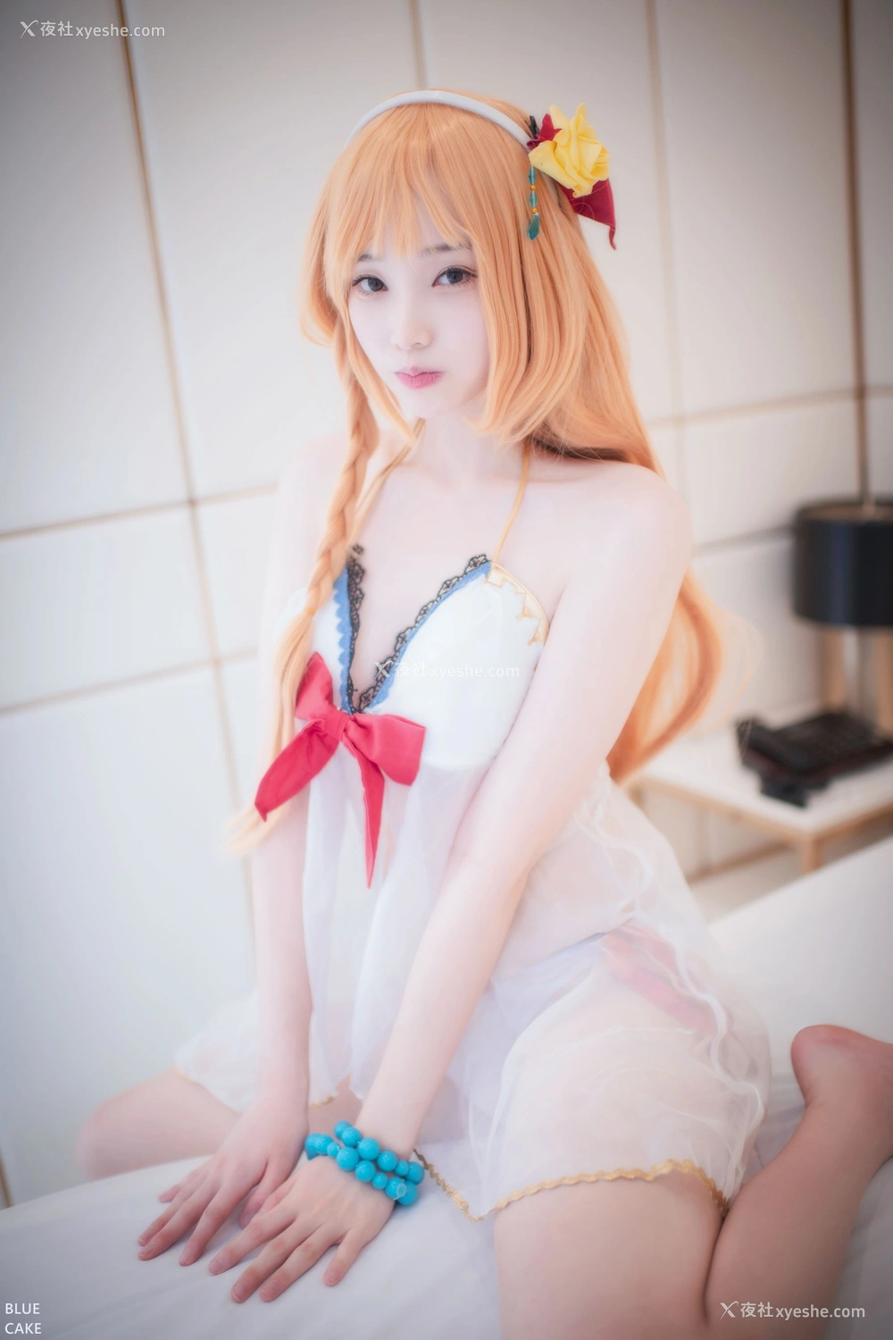 1P - [BLUECAKE] Bambi – Dive Into You RED.Ver