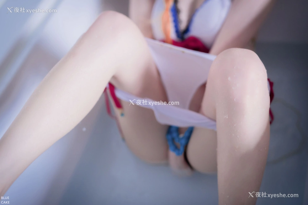 1P - [BLUECAKE] Bambi – Dive Into You RED.Ver