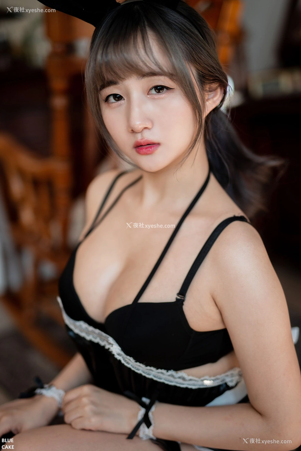 1P - [BLUECAKE] Jina – Maid Bunny