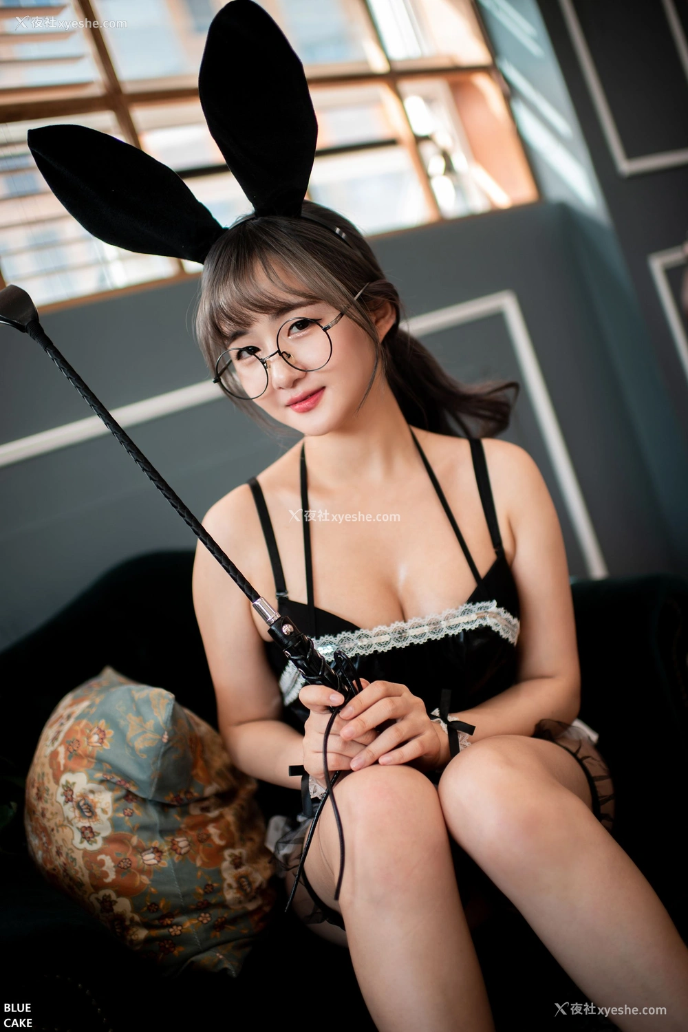 1P - [BLUECAKE] Jina – Maid Bunny