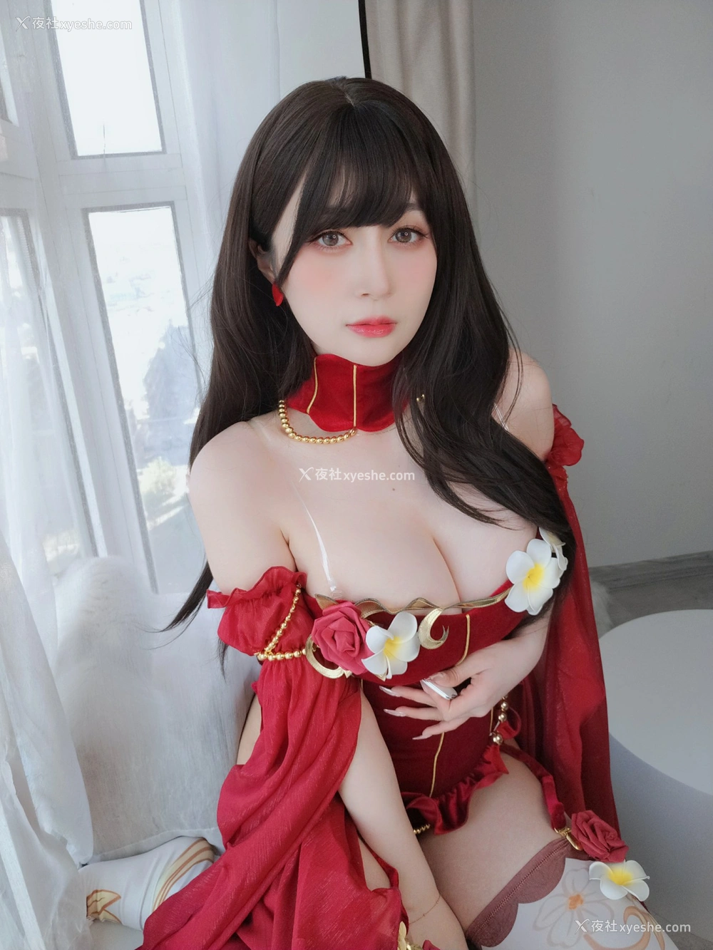 1P - 白银81 – 红色礼服