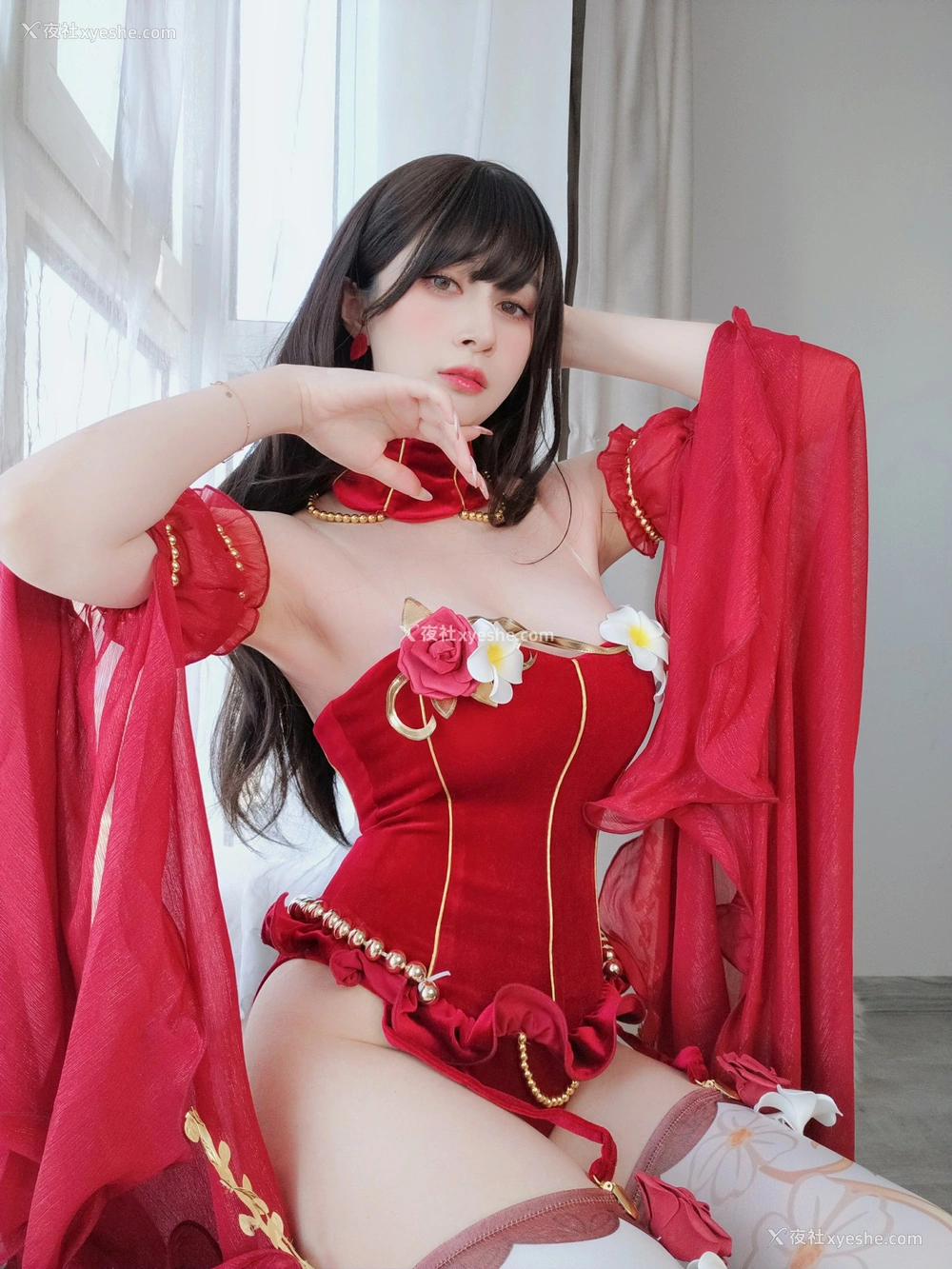 1P - 白银81 – 红色礼服