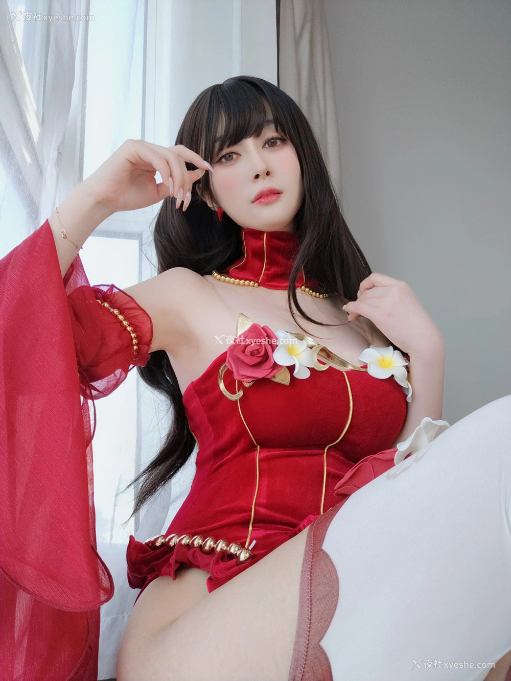 1P - 白银81 – 红色礼服
