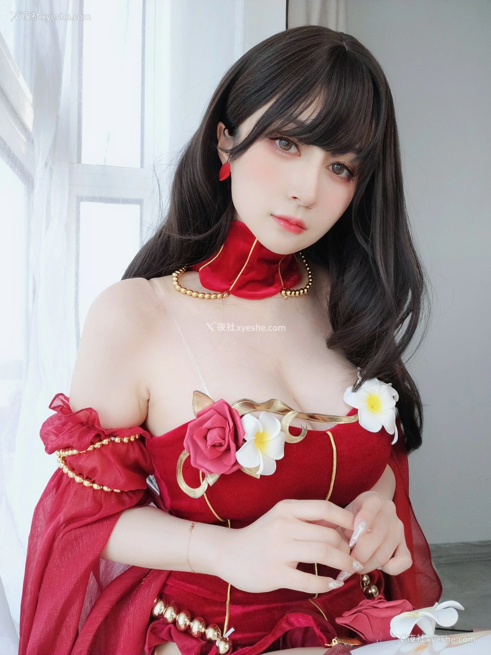 1P - 白银81 – 红色礼服