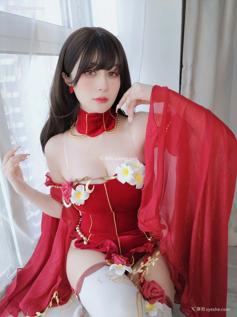 1P - 白银81 – 红色礼服