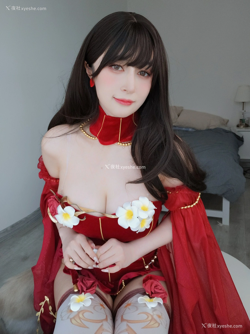 1P - 白银81 – 红色礼服