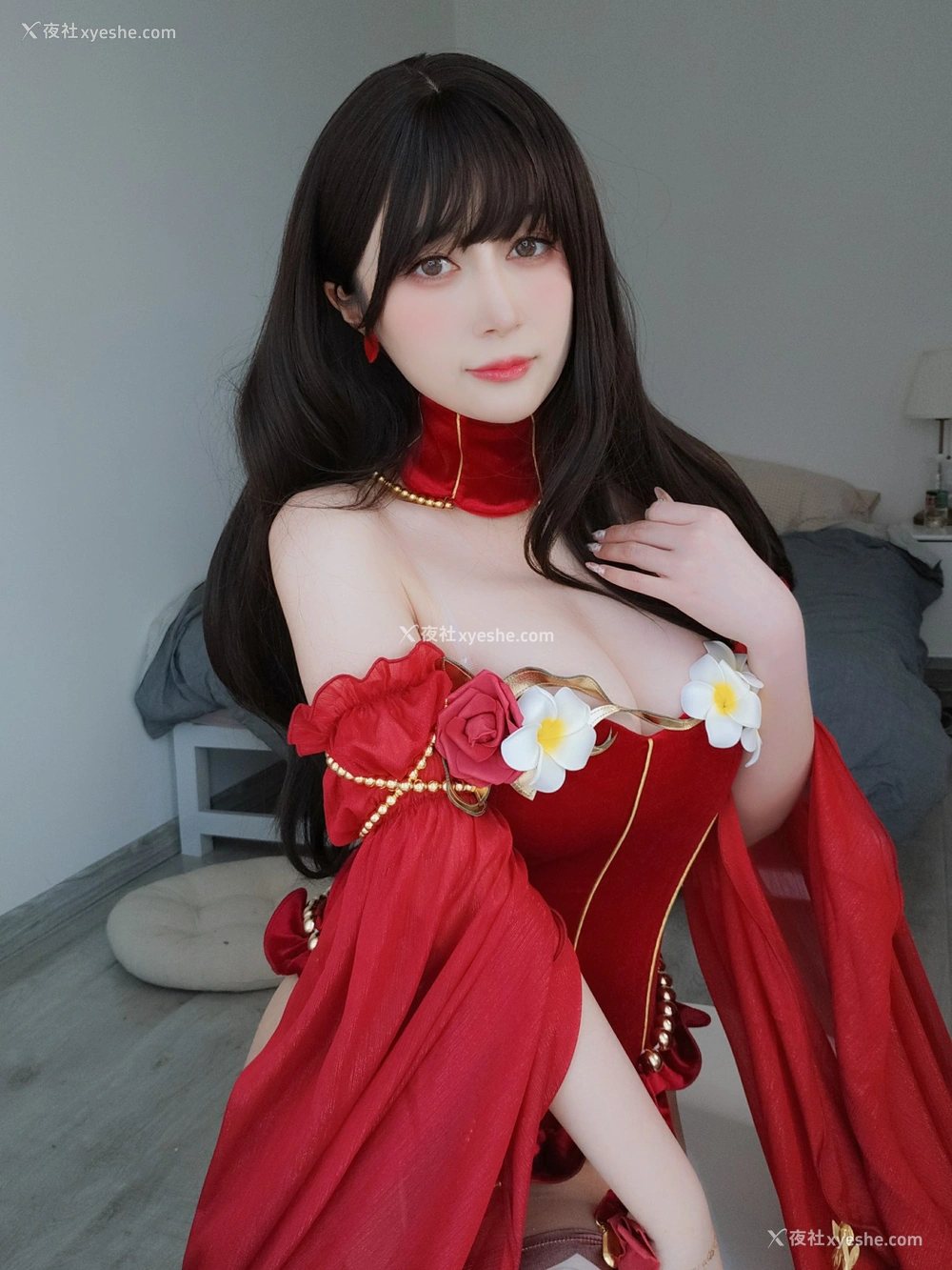 1P - 白银81 – 红色礼服