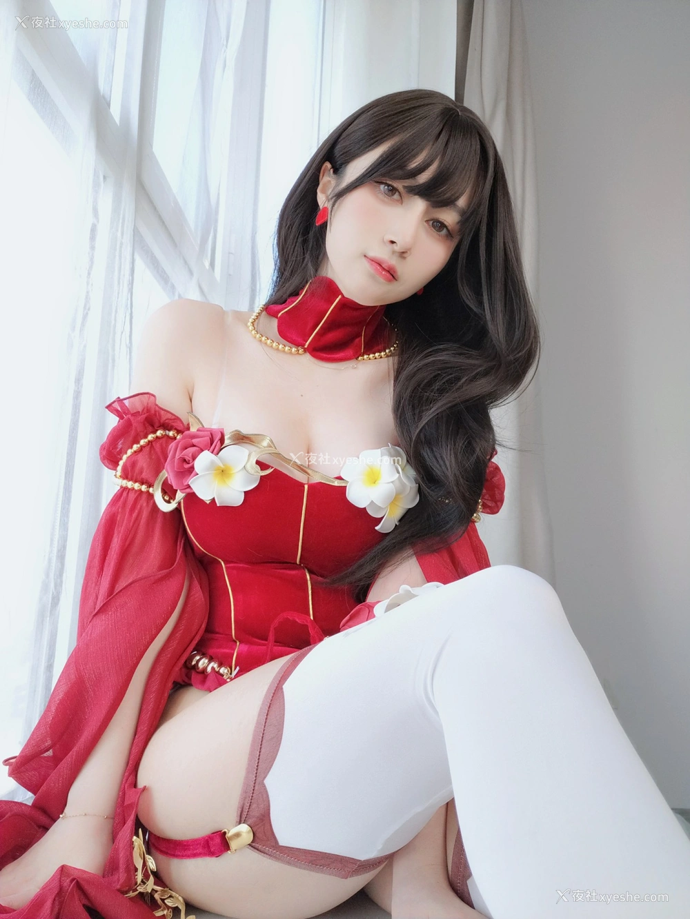 1P - 白银81 – 红色礼服