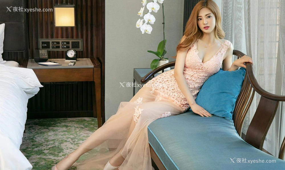 1P - [Ugirls尤果网]爱尤物专辑 No.1493 琳丽 女神工作室