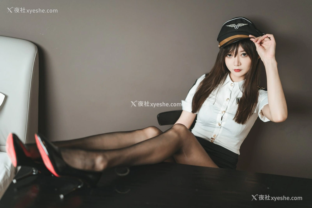 1P - 51酱 – 九月制服