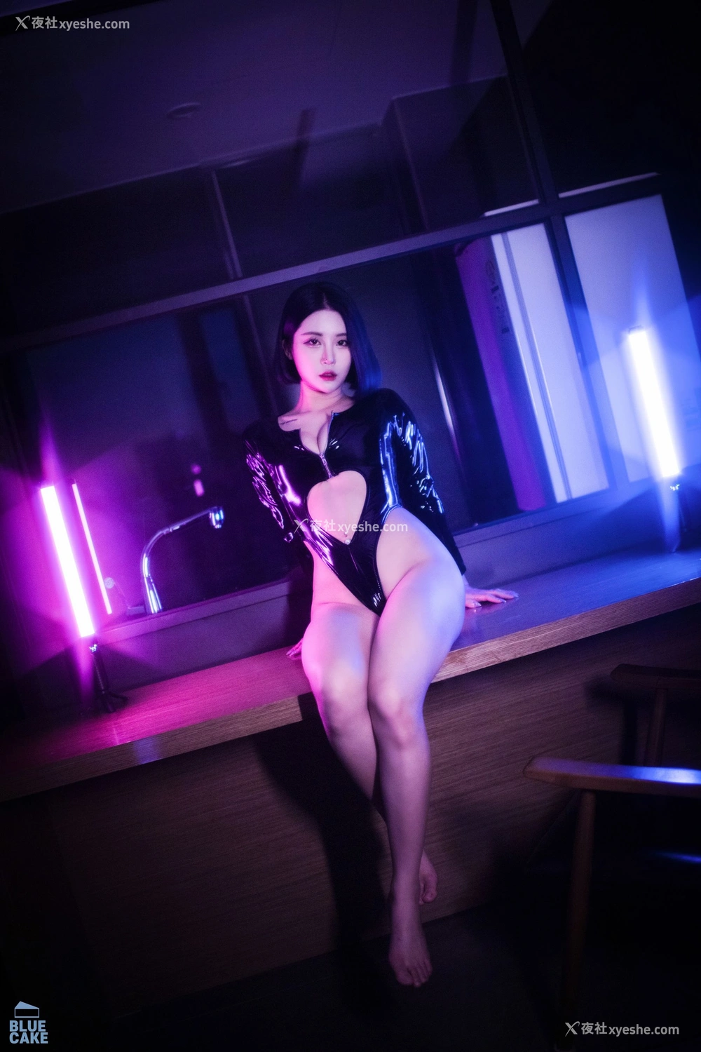 1P - [BLUECAKE] Bomi – City of Night