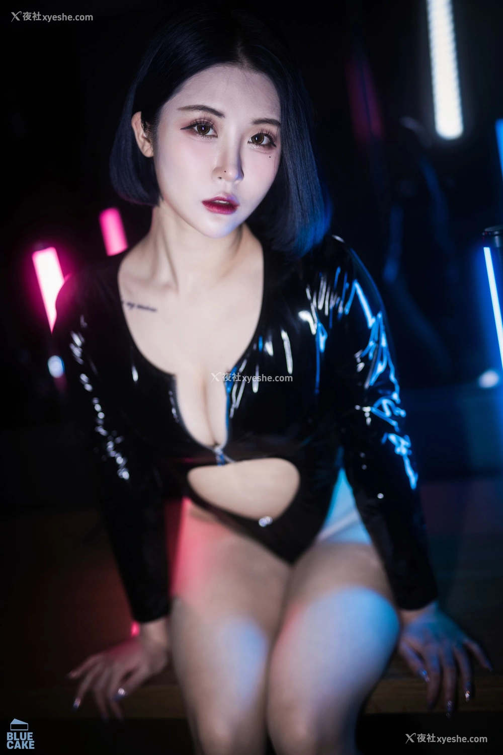 1P - [BLUECAKE] Bomi – City of Night