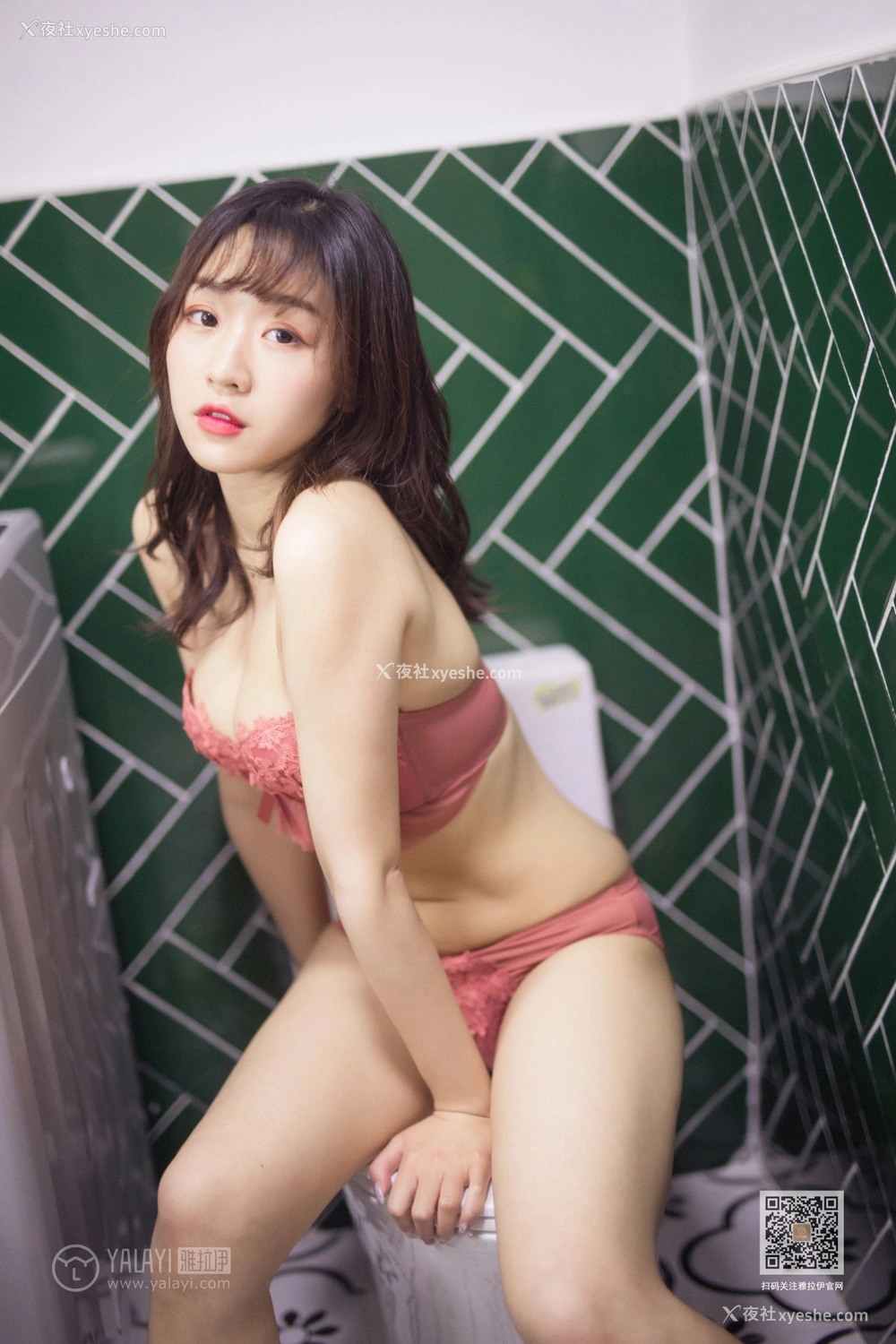 1P - [YALAYI雅拉伊] Y552 小颖 六十六楼往下看