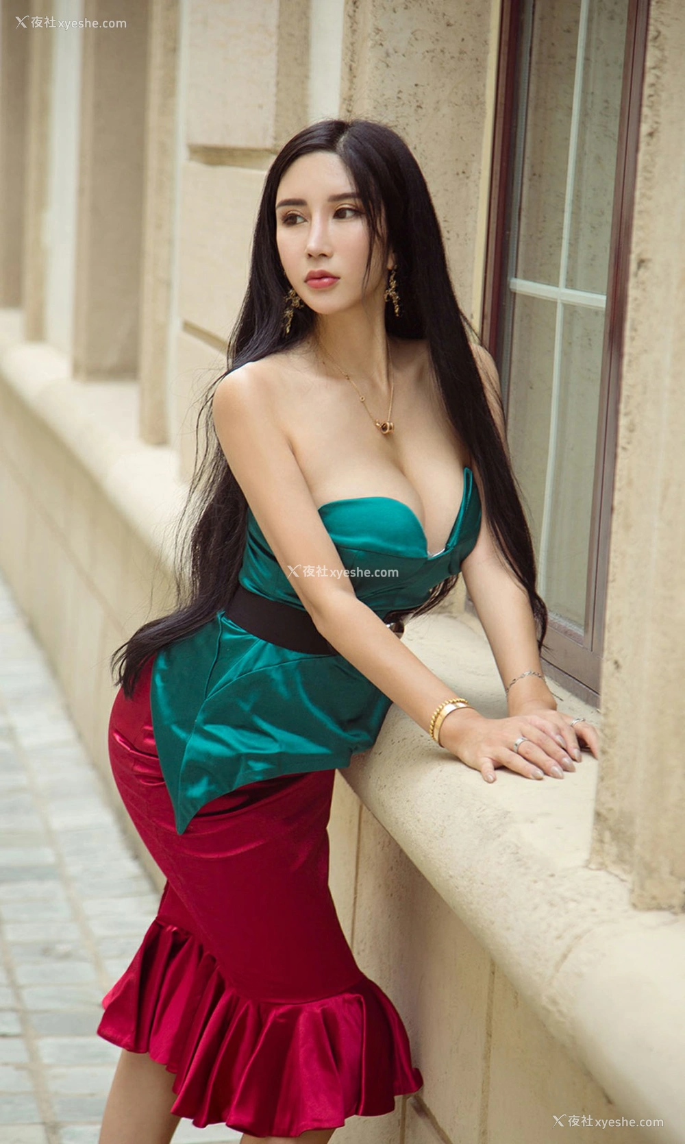 1P - [Ugirls尤果网]爱尤物 No.1559 情人画报