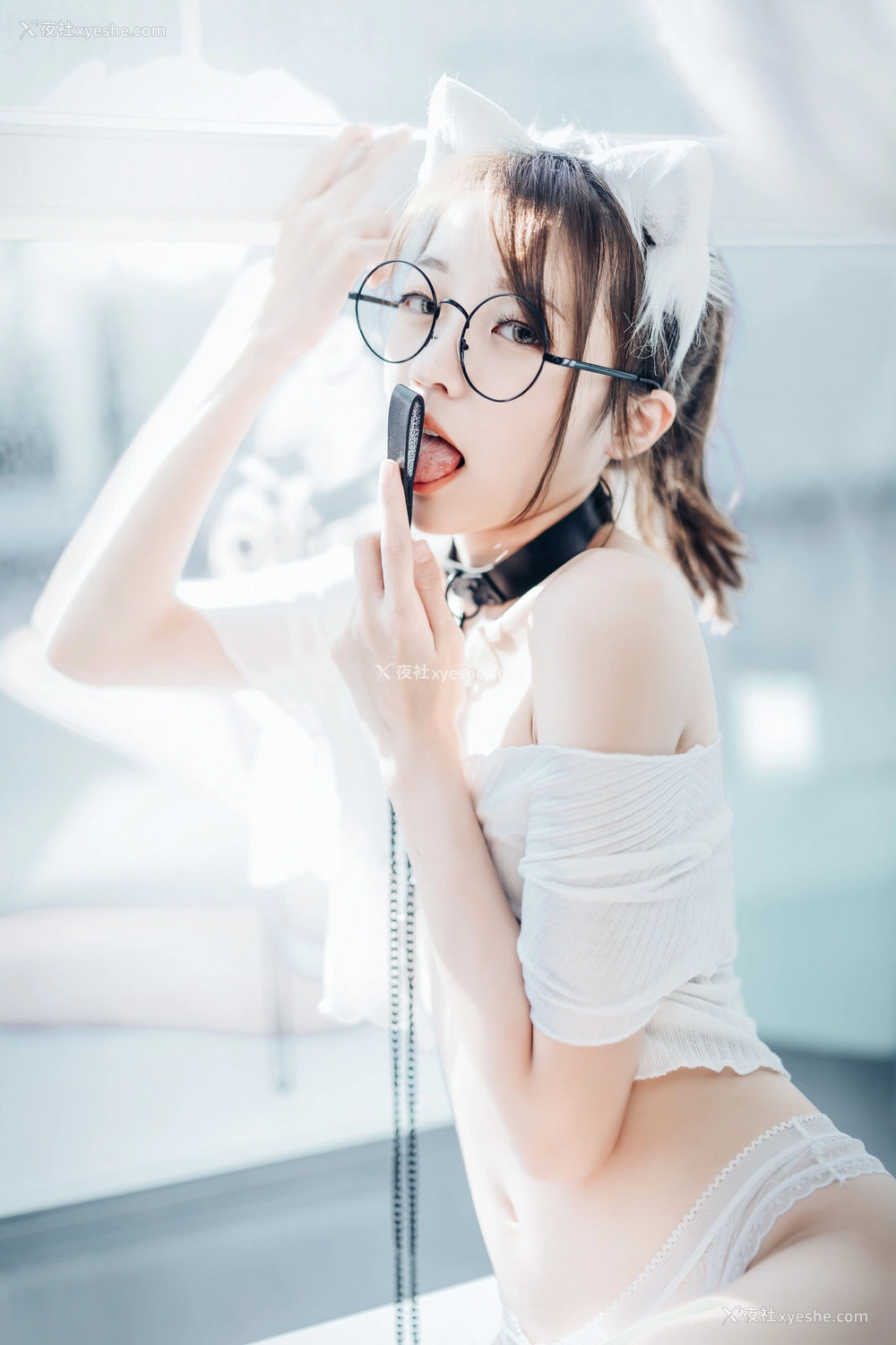 1P - 妍妍《单人M》