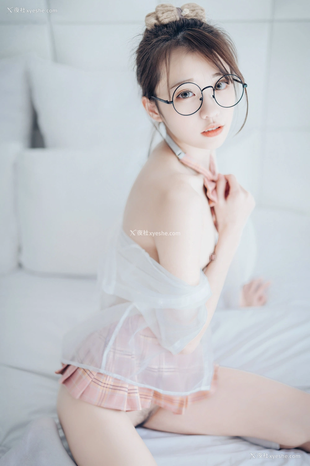 1P - 妍妍《单人M》