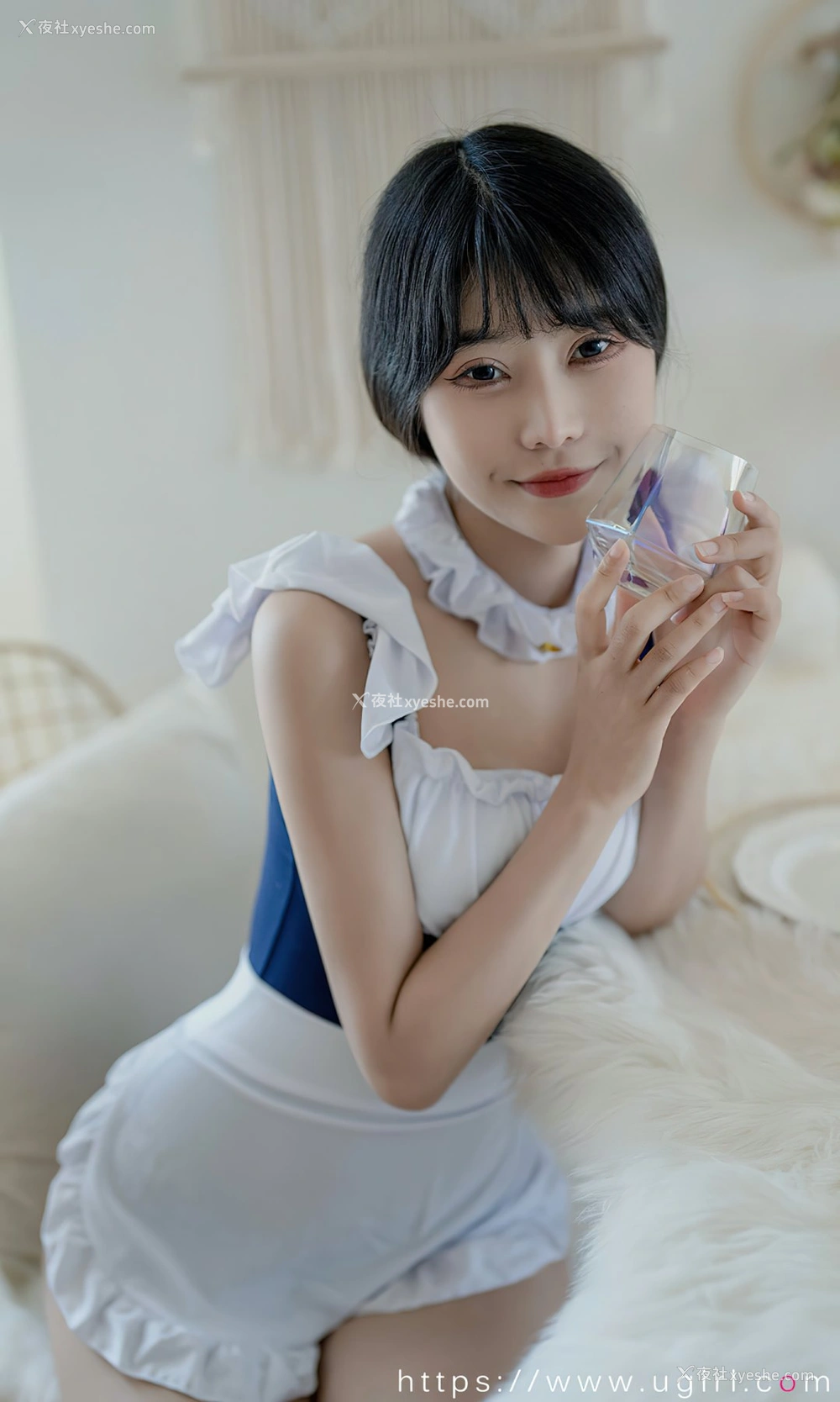 1P - [Ugirls尤果网]爱尤物专辑 No.2388 柚子 尤宠