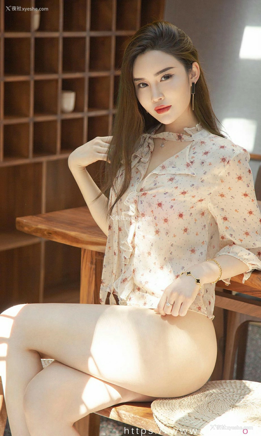 1P - [Ugirls尤果网]爱尤物 No.1716 林渃晗 红玫瑰