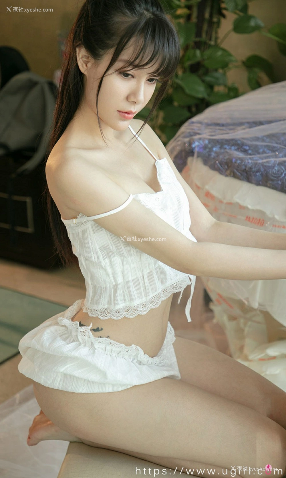 1P - [Ugirls尤果网]爱尤物专辑 No.2282 sarah 少女的意思