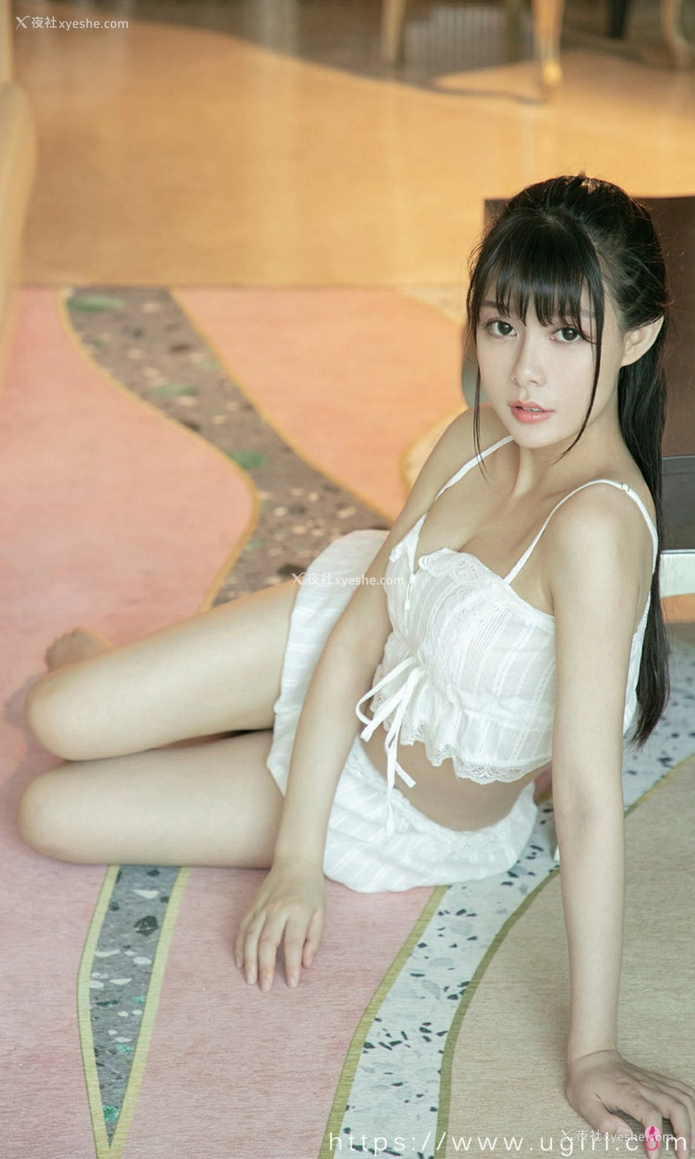 1P - [Ugirls尤果网]爱尤物专辑 No.2282 sarah 少女的意思