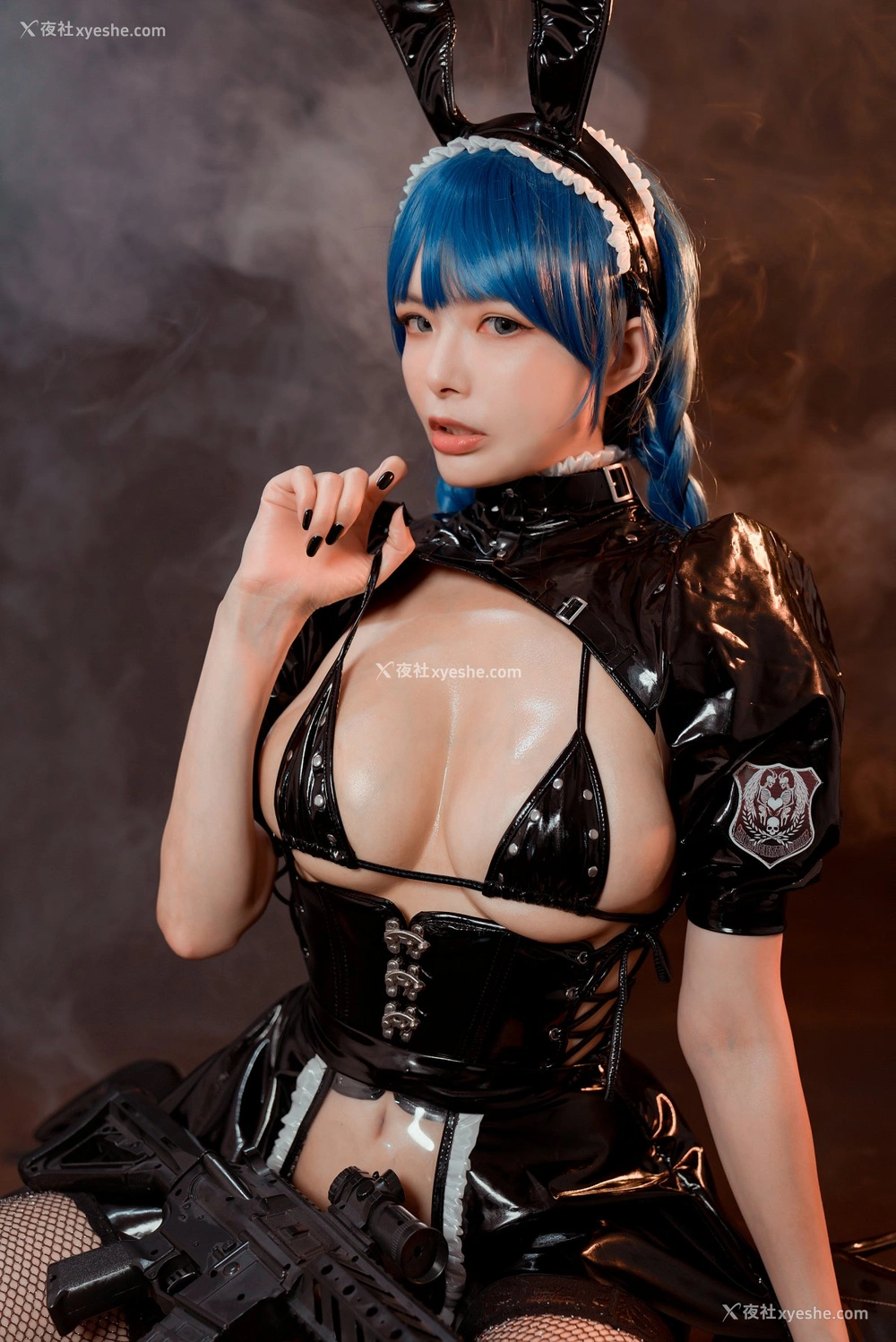 1P - 秋和柯基(夏小秋秋秋) – 武装女仆