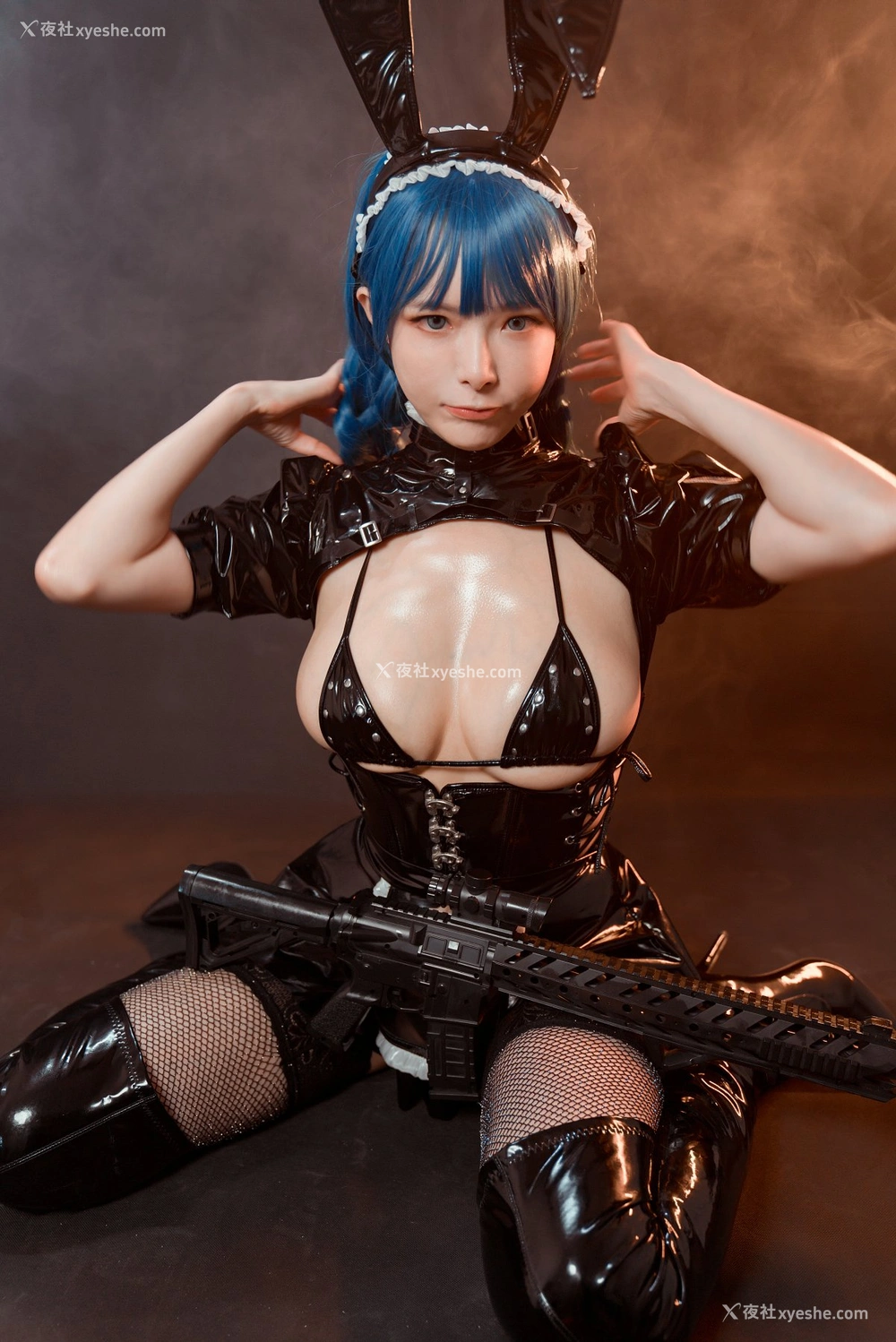 1P - 秋和柯基(夏小秋秋秋) – 武装女仆