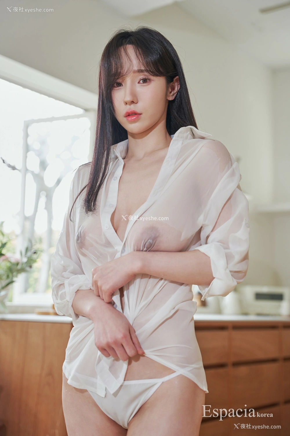 1P - [LeeheeExpress]161 – LEHC–051_Yunha