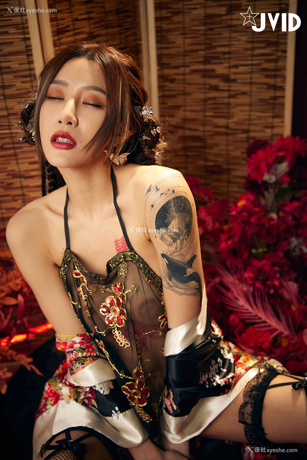 1P - 圣上宠幸首选 倾国倾城囍媚娘 婀娜多姿 酥胸外露