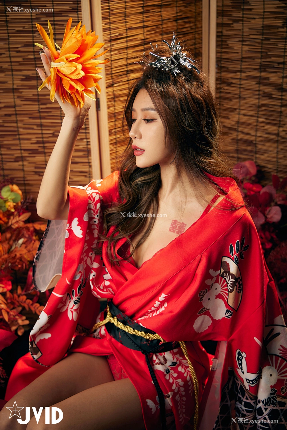 1P - 圣上宠幸首选 倾国倾城囍媚娘 婀娜多姿 酥胸外露