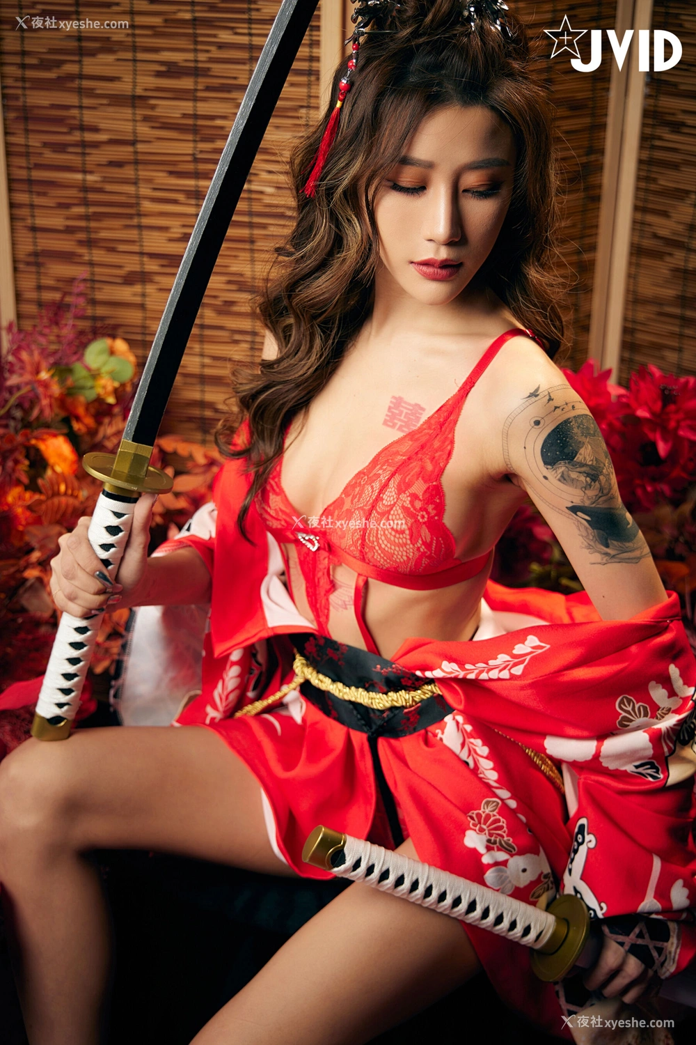 1P - 圣上宠幸首选 倾国倾城囍媚娘 婀娜多姿 酥胸外露